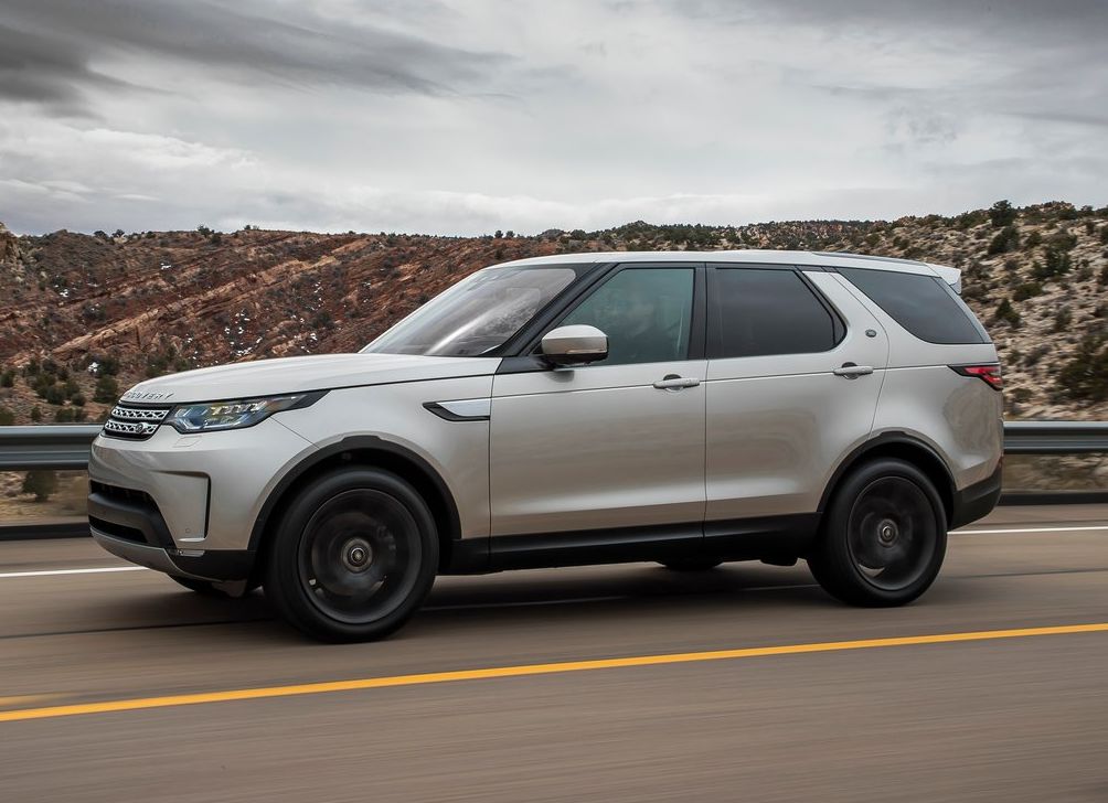 Auto tests izvērsts Land Rover Discovery What Car?